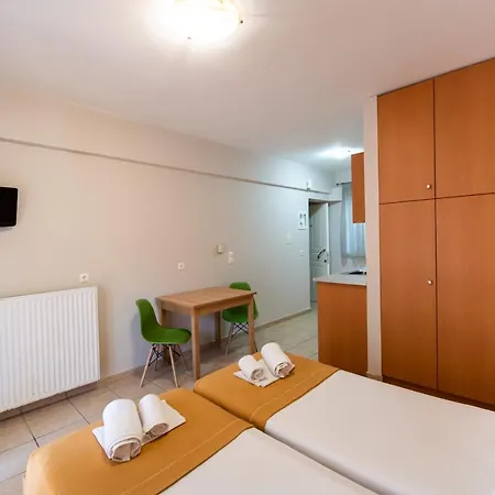 Nick's & Aparthotel Lefkada City