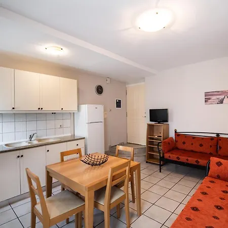 Aparthotel Nick's & Lefkada City